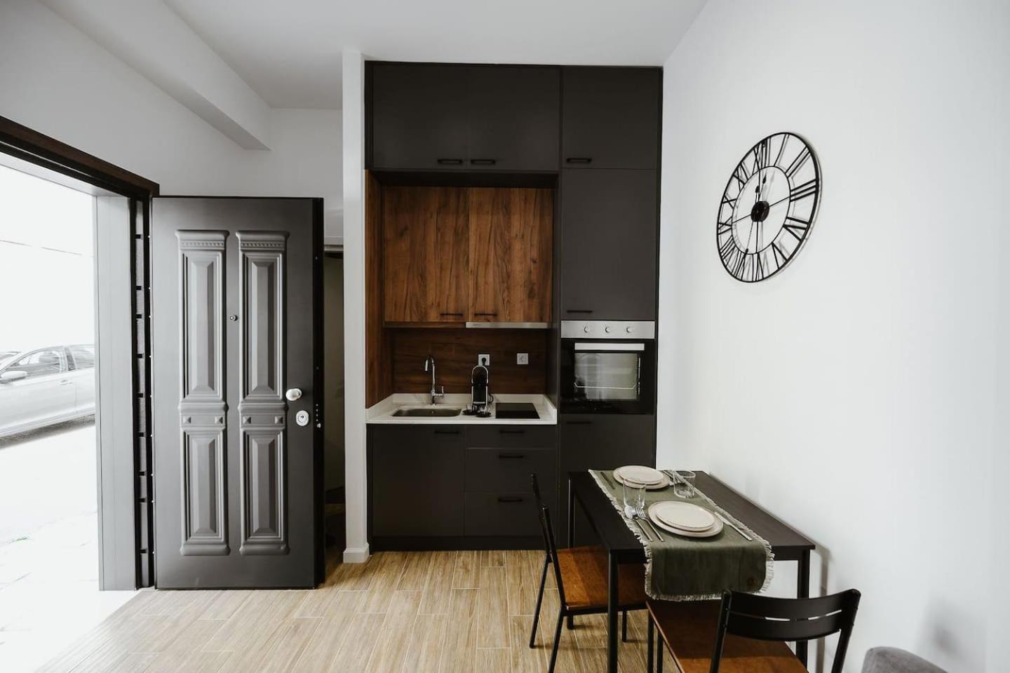 M & N Guesthouse Volos Buitenkant foto